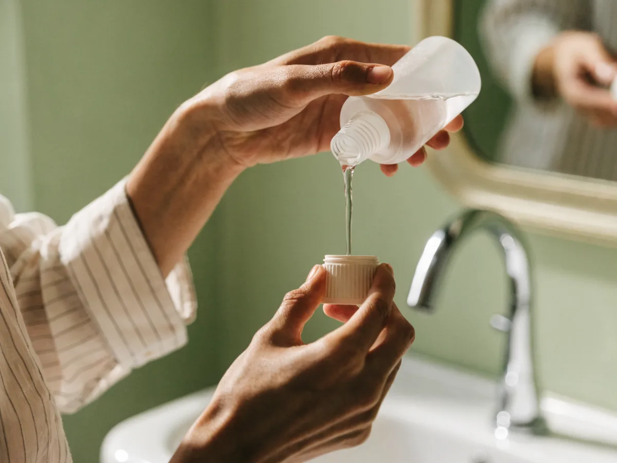 Bain de bouche : utile ou inutile ?