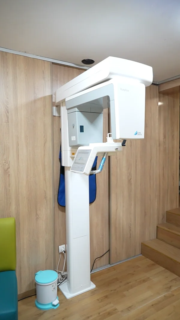 Appareil Cone Beam VistaVox Dürr Dental photographié dans le cabinet de la Dre Fatima Azelmat à Kénitra
