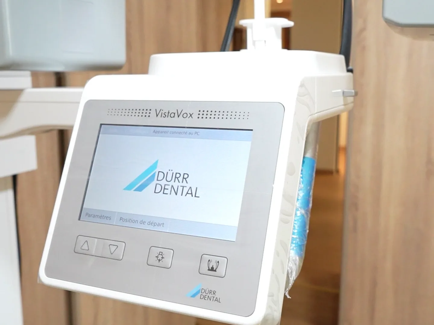 Écran de commande du Cone Beam VistaVox Dürr Dental du cabinet